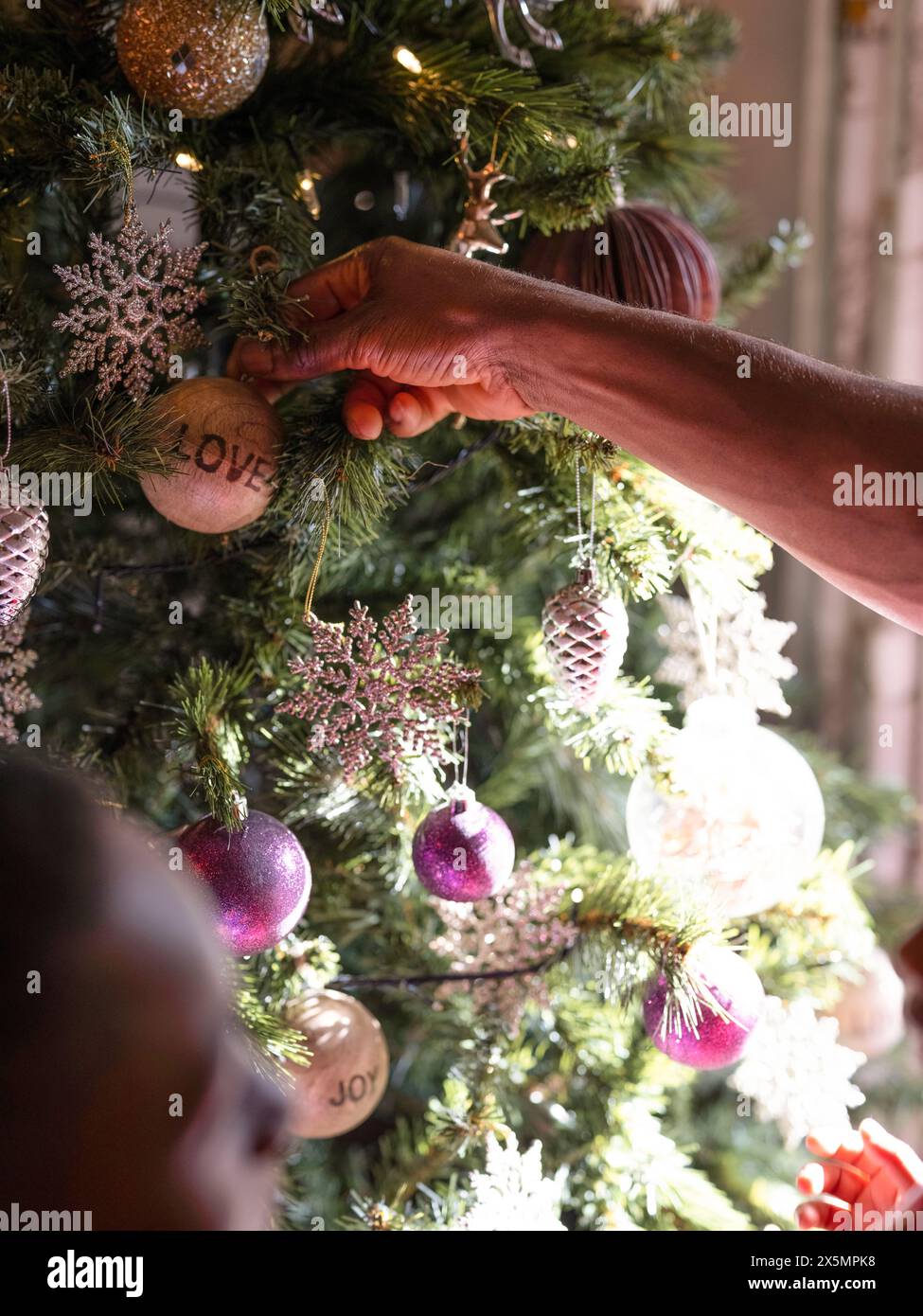 Man hanging on tree hi-res stock photography and images - Alamy