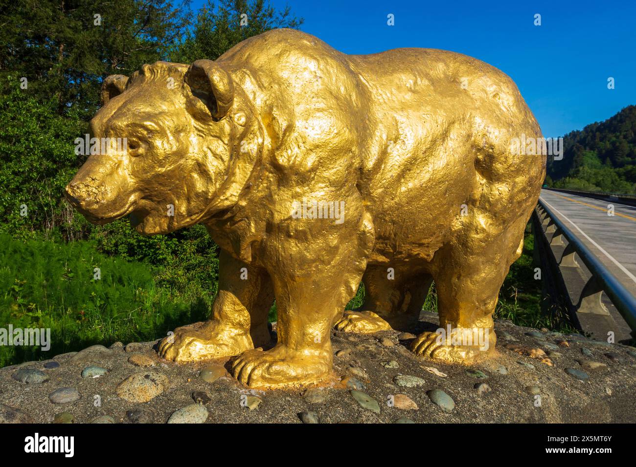 Golden bear statue on the Klamath River bridge, Klamath, California