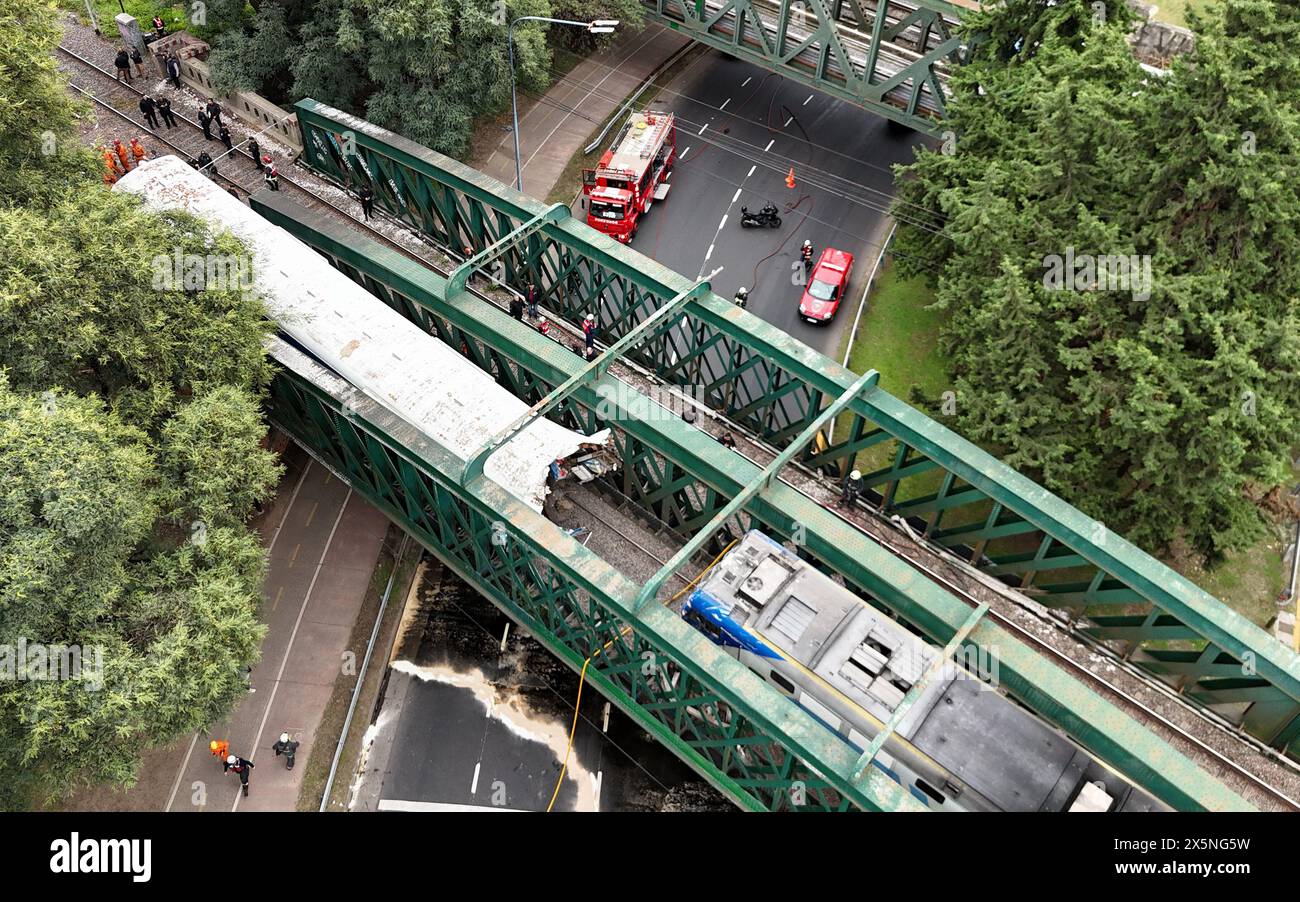 Buenos Aires. 10th May, 2024. An aerial photo taken on May 10, 2024 shows  the scene of a train accident on a bridge in Buenos Aires, Argentina. At  least 30 people were