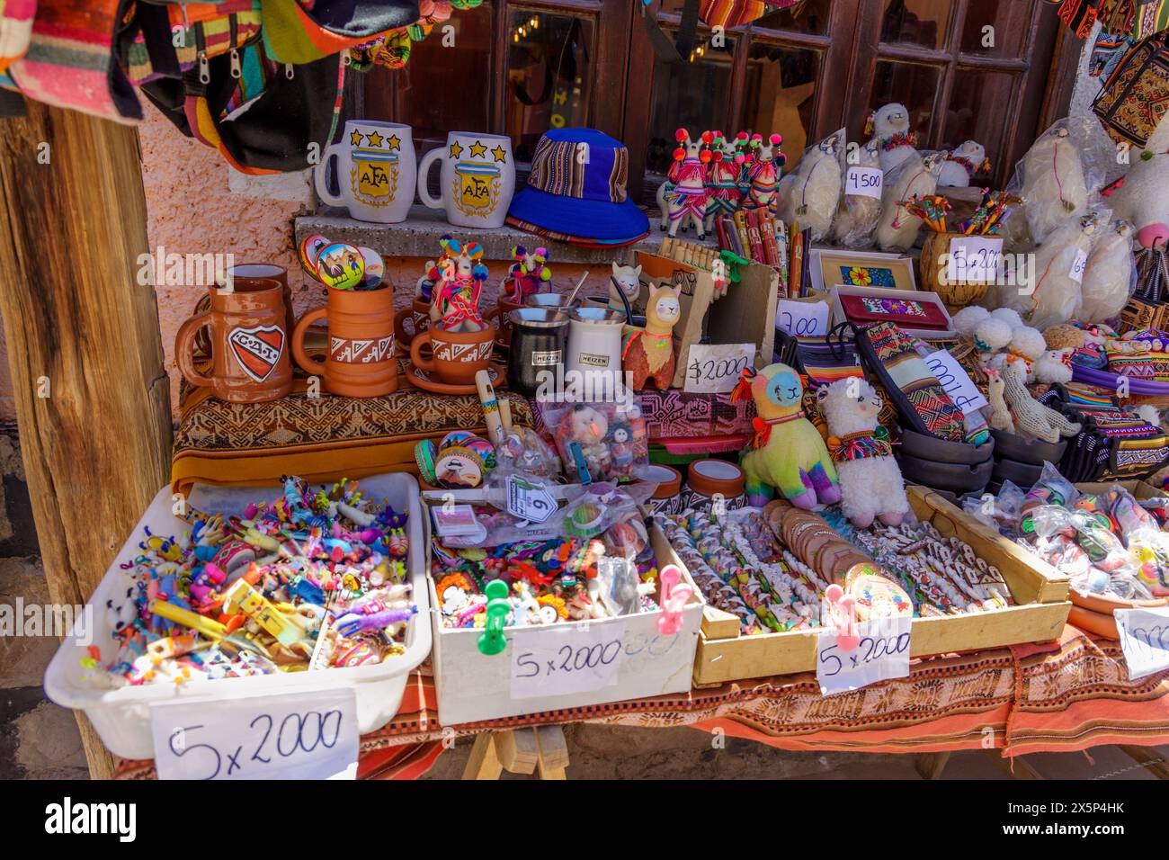 Argentine tourist souvenir hi-res stock photography and images - Alamy, image size:1300x956