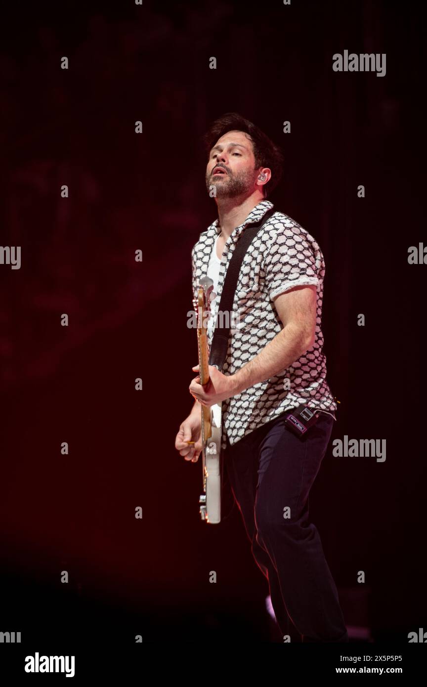 Guitarist jesse quin hi-res stock photography and images - Alamy