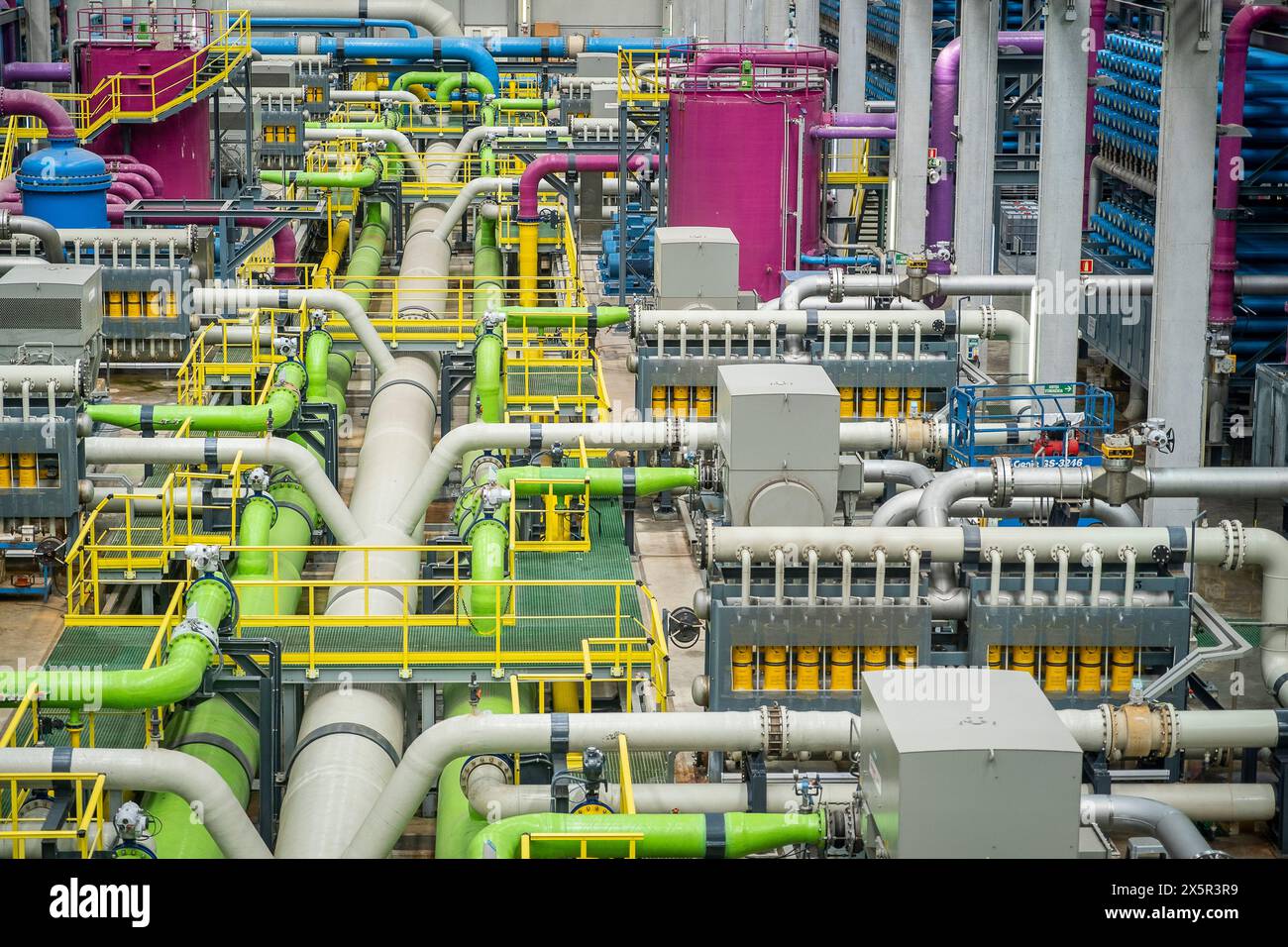 Desalination factory hi-res stock photography and images - Alamy