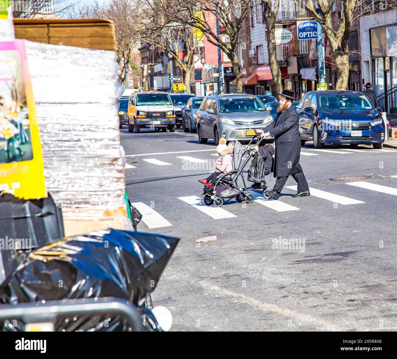 Abkhazian Jew in typical traditional costume on Lee Ave, Williamsburg, Brooklyn, New York City Stock Photo