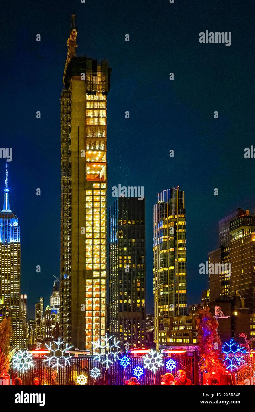 230 Fifth Rooftop Bar NYC, New York City Stock Photo - Alamy