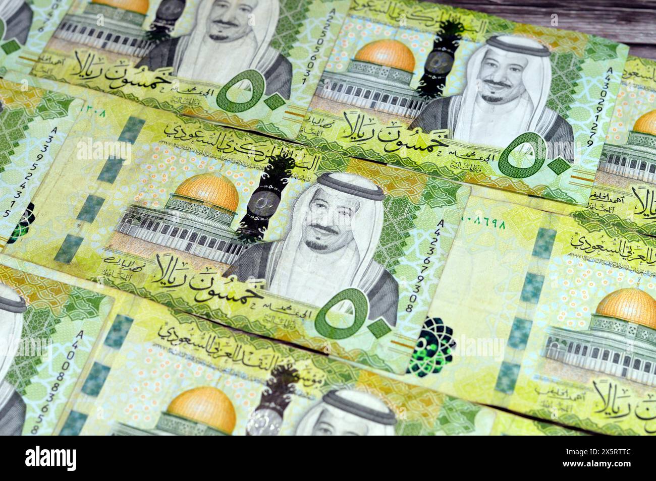 50 fifty Saudi riyals banknote features the dome of the rock in ...