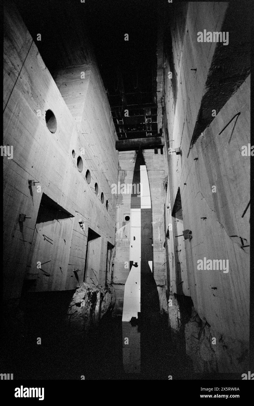 Ww2 war bunker Black and White Stock Photos & Images - Alamy