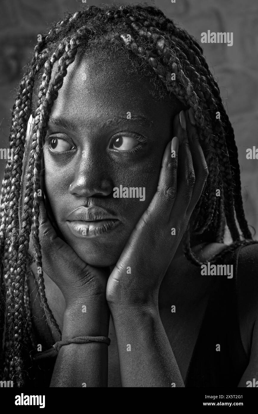 studio portrait of a beautiful black girl Stock Photo - Alamy