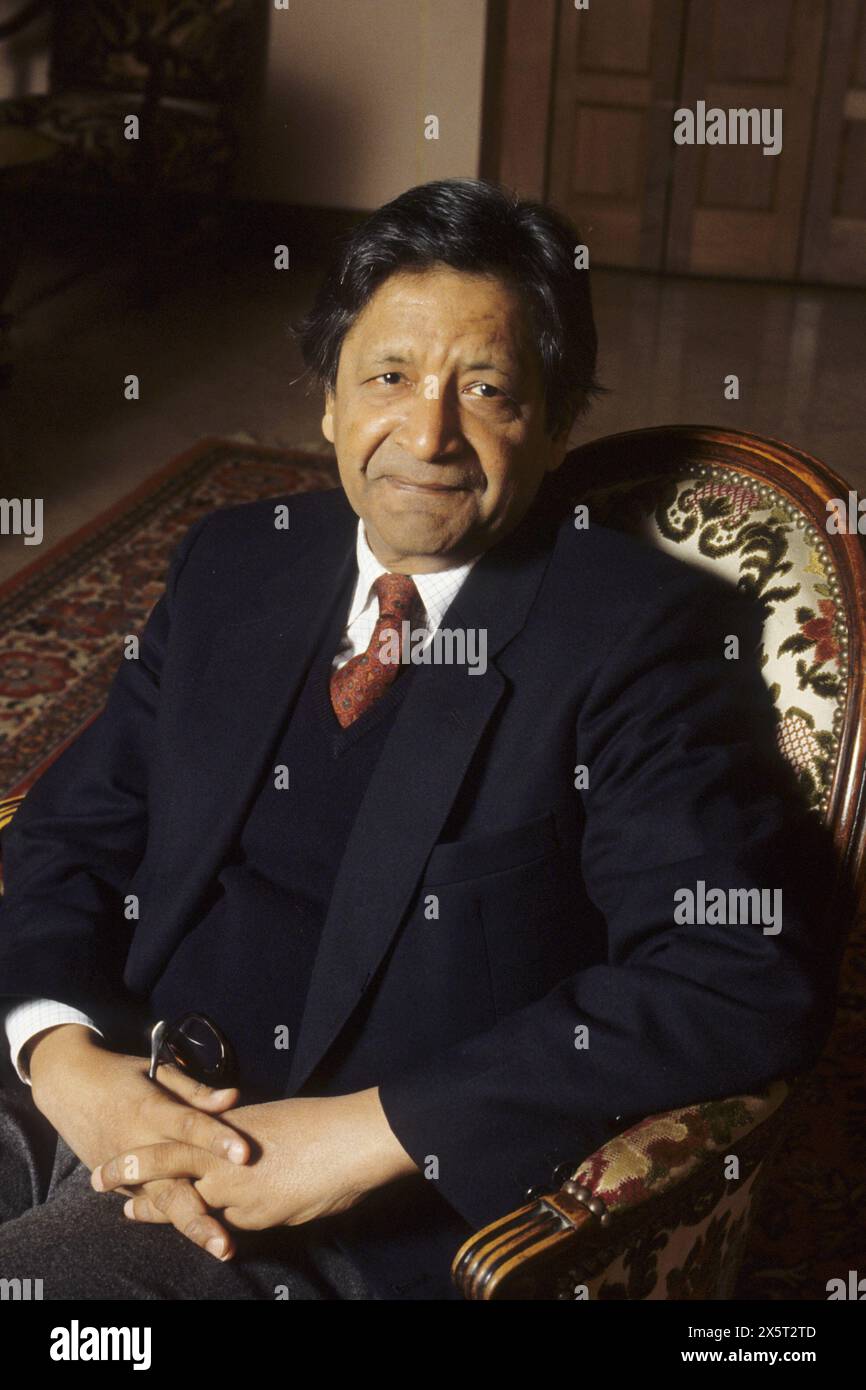Vidiadhar Surajprasad (VS ou V S) NAIPAUL Date 19910501 ©John Foley