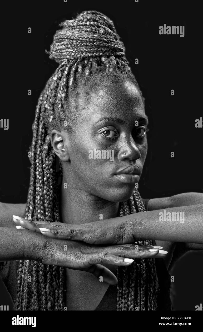 studio portrait of a beautiful black girl Stock Photo - Alamy