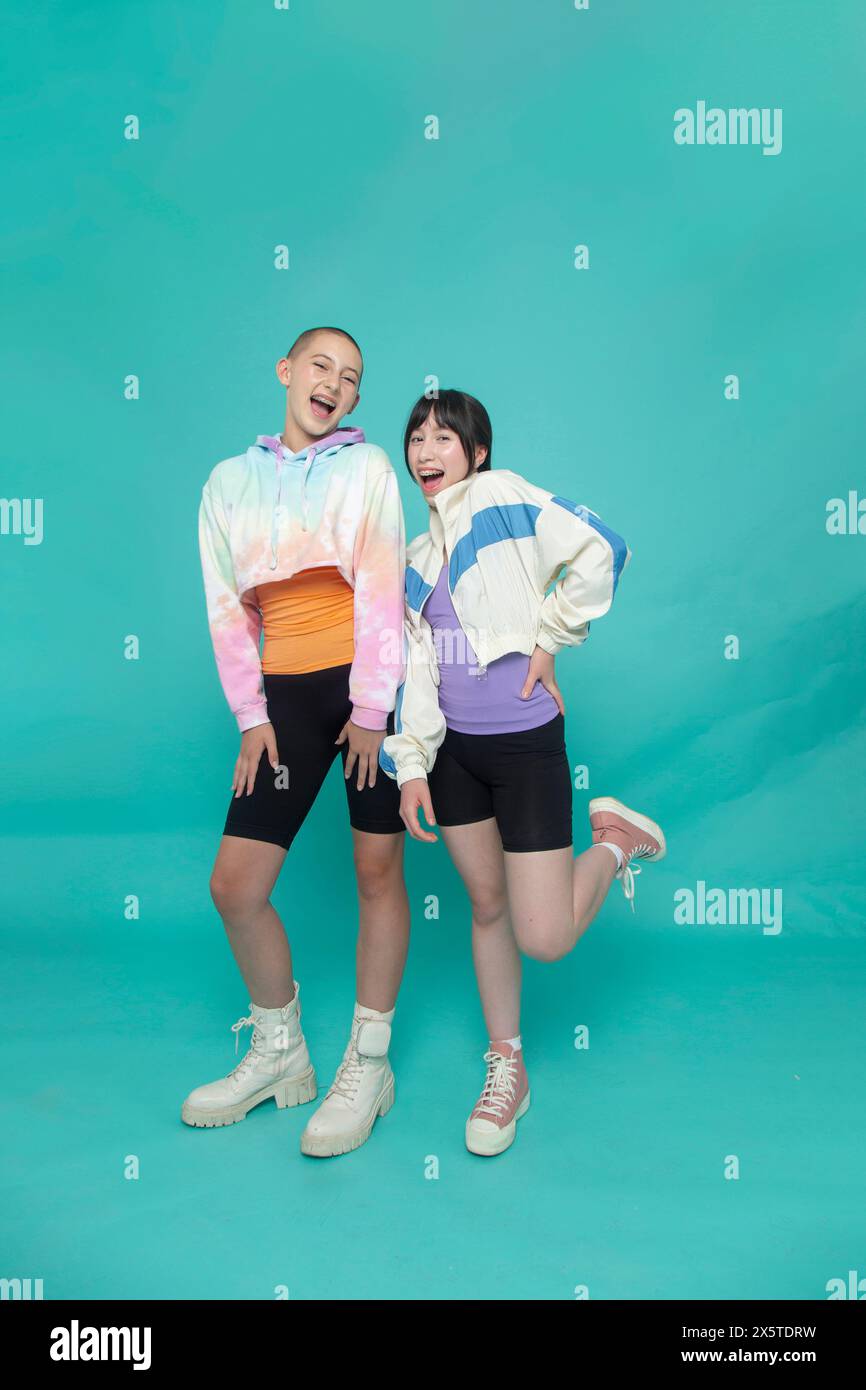 Two girls smiling hi-res stock photography and images - Alamy