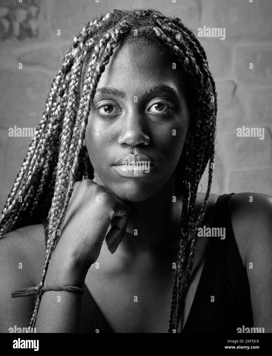 studio portrait of a beautiful black girl Stock Photo - Alamy
