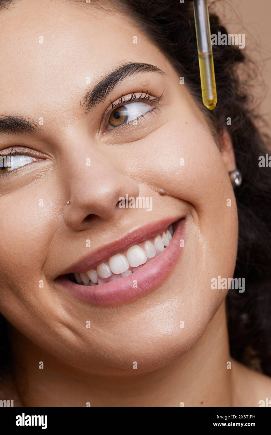 Close up view beauty serum hi-res stock photography and images - Alamy