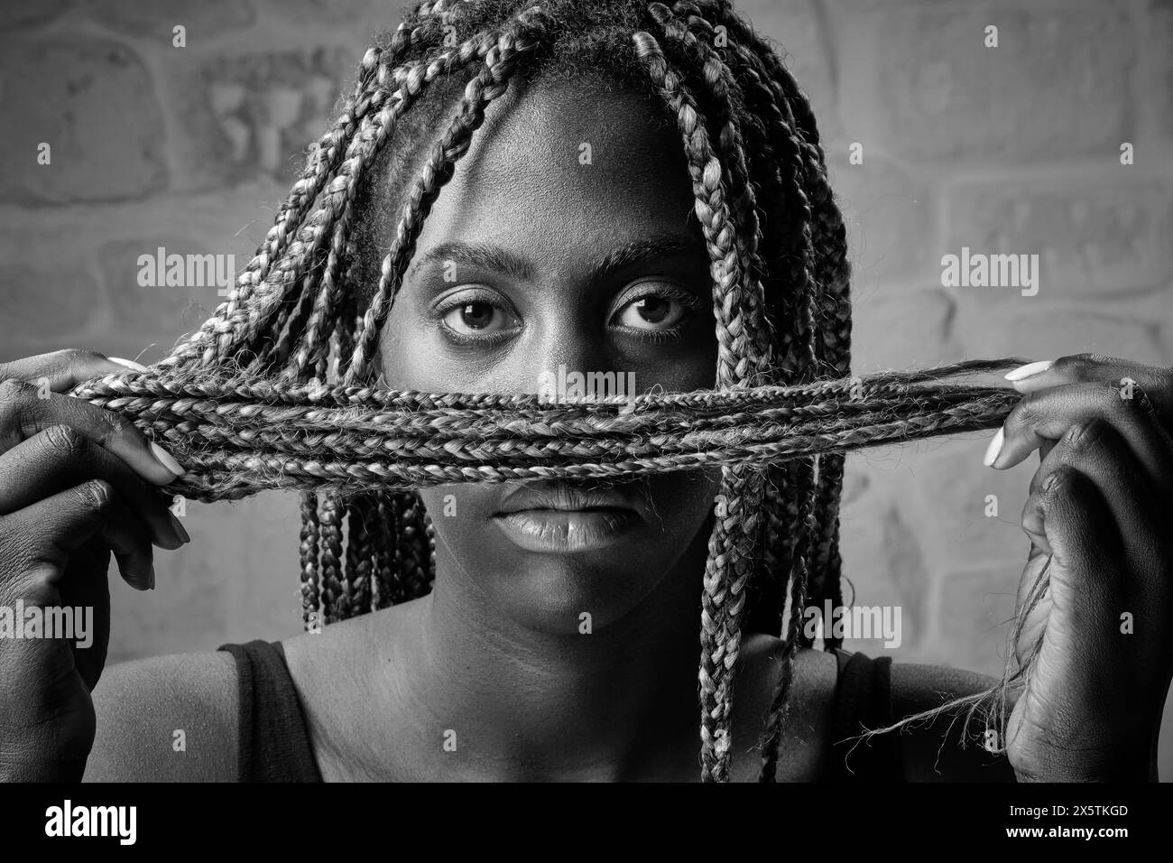 studio portrait of a beautiful black girl Stock Photo - Alamy