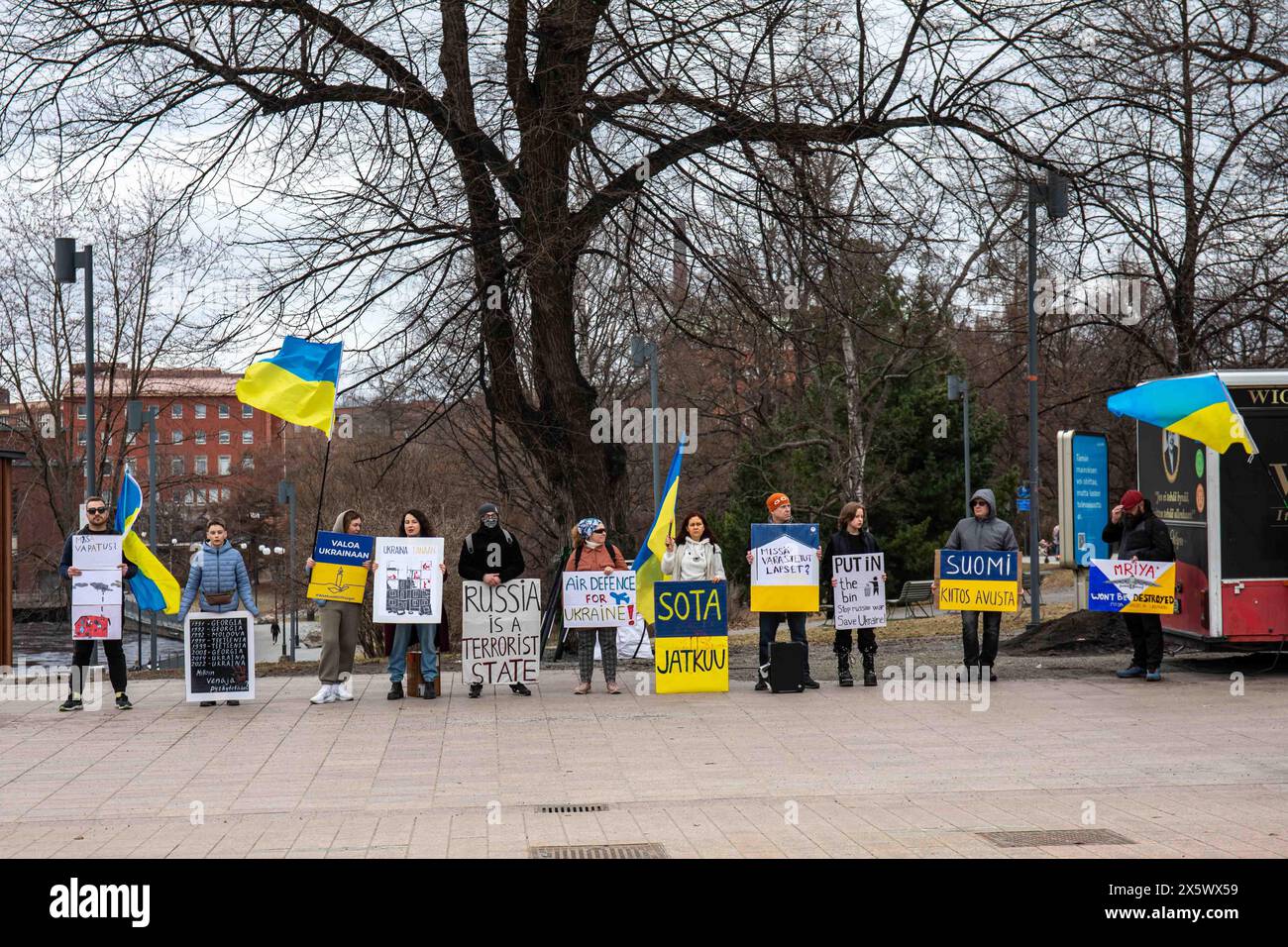 Ukrainian demonstrators protesting against Russian invasion in Tampere, Finland Stock Photo