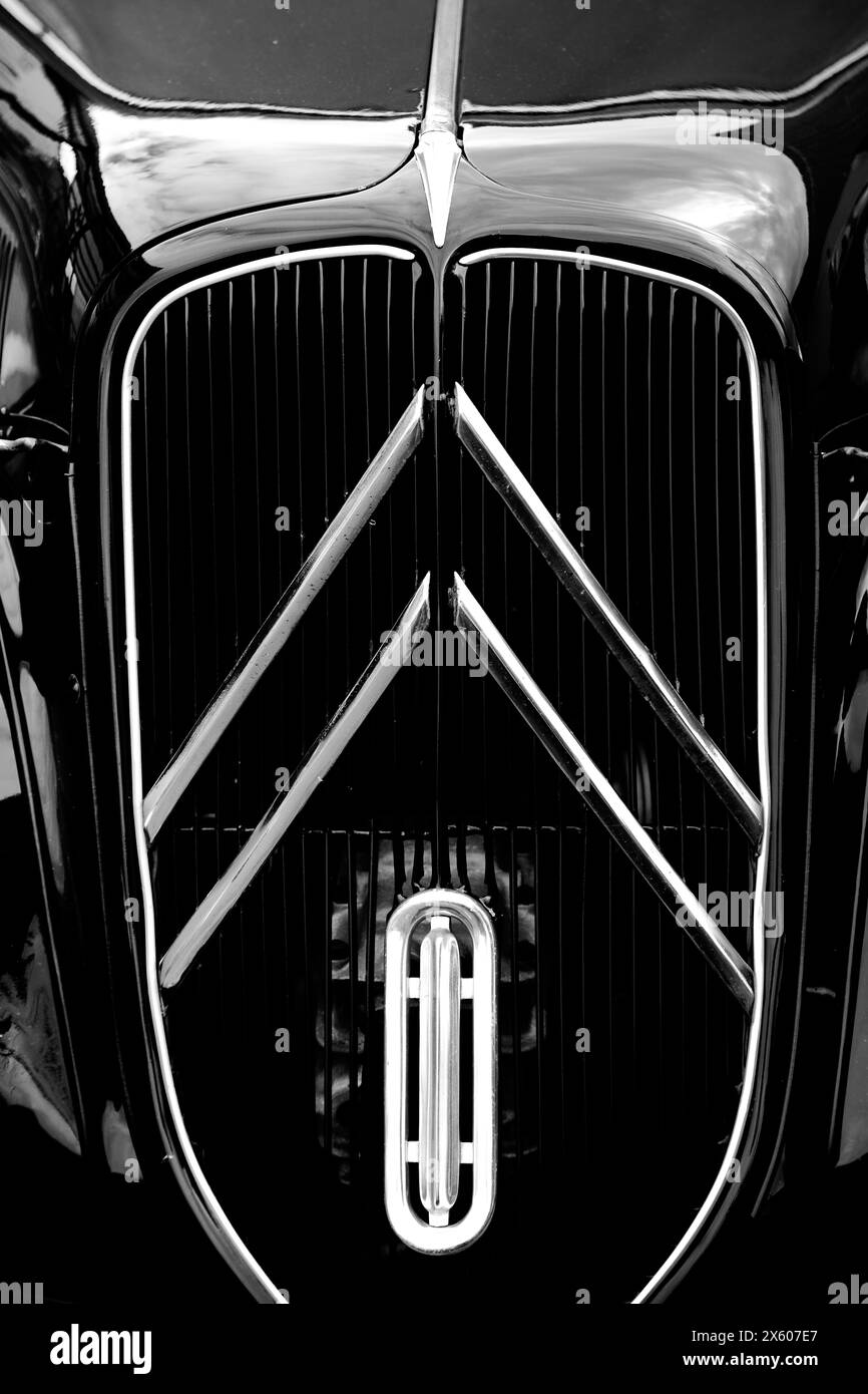 Conceptual black and white image of the front of a classic car Stock Photo