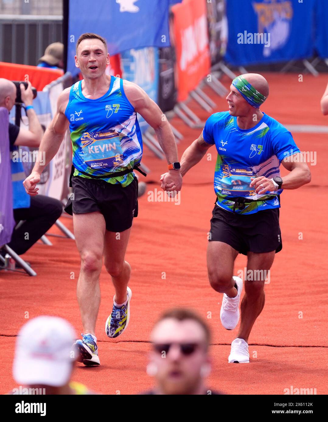 Kevin Sinfield And David Spencer right Cross The Line To Complete The kevin-sinfield-and-david-spencer-right-cross-the-line-to-complete-the