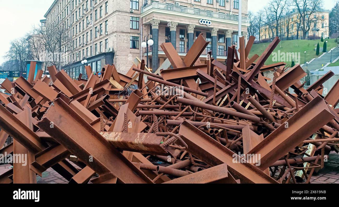 Kyiv, Ukraine March 15, 2024: A huge number of anti-tank barrier hedgehogs on the main street in Kyiv Stock Photo