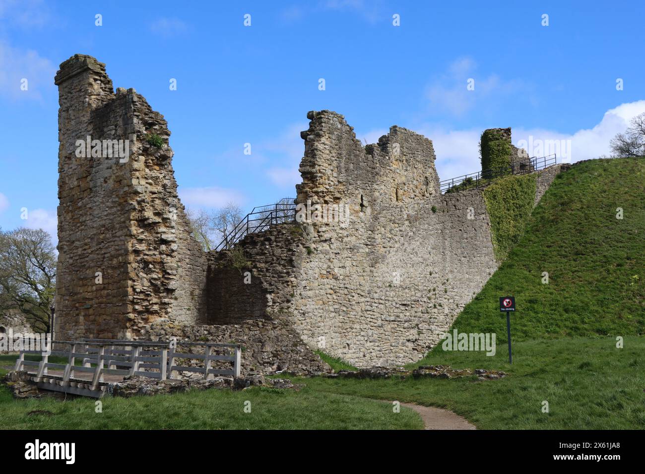 Pickering Castle, North Yorkshire, UK Stock Photo - Alamy