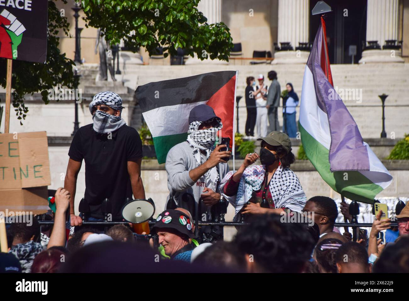London, UK. 11th May 2024. Protesters outside UCL. Pro-Palestine protesters marched from SOAS (School of Oriental and African Studies) to UCL (University College London), both part of the University of London, as Israel continues its attacks on Gaza. Credit: Vuk Valcic/Alamy Live News Stock Photo