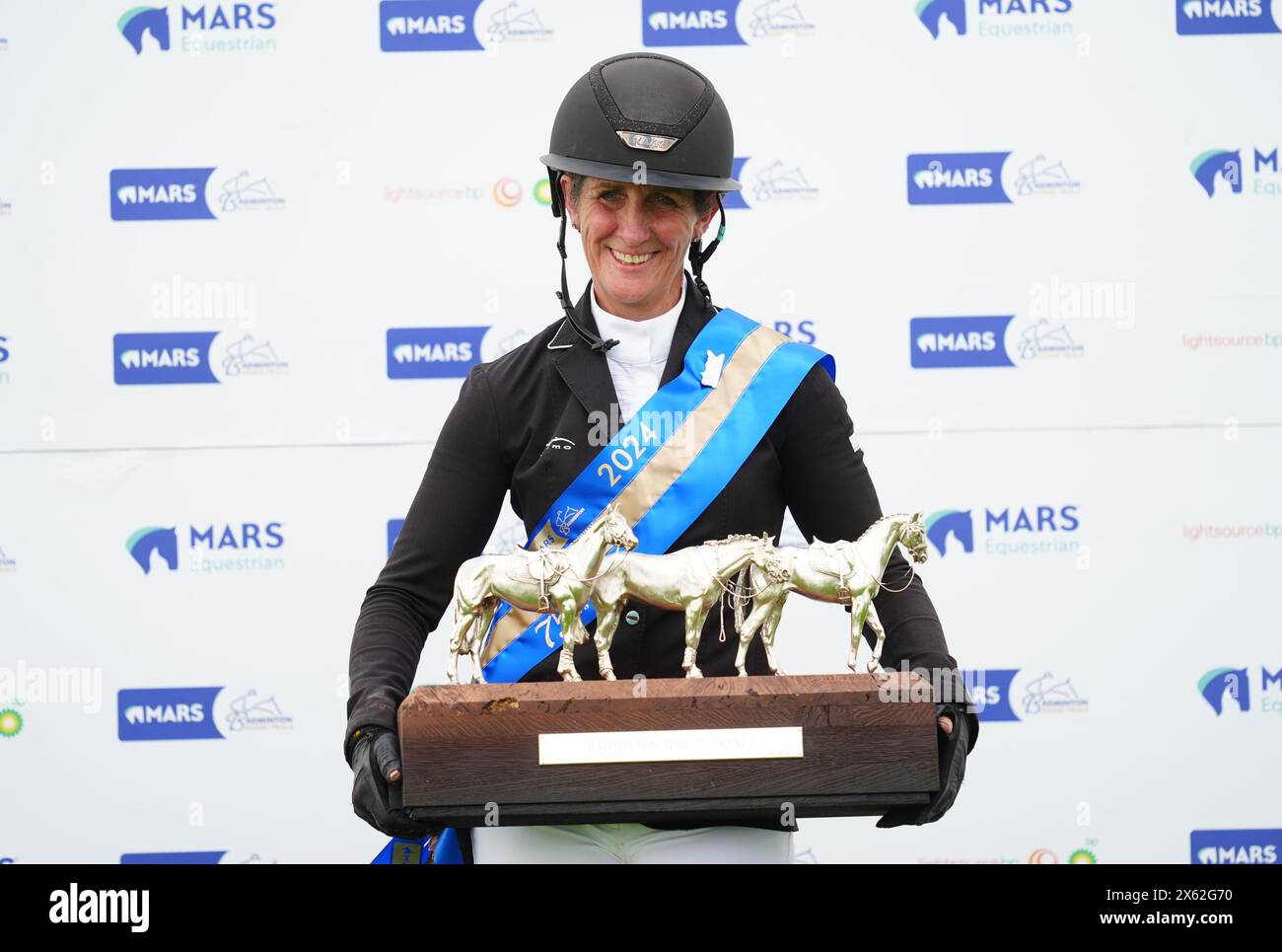 Caroline Powell celebrates her victory on Greenacres Special Cavalier