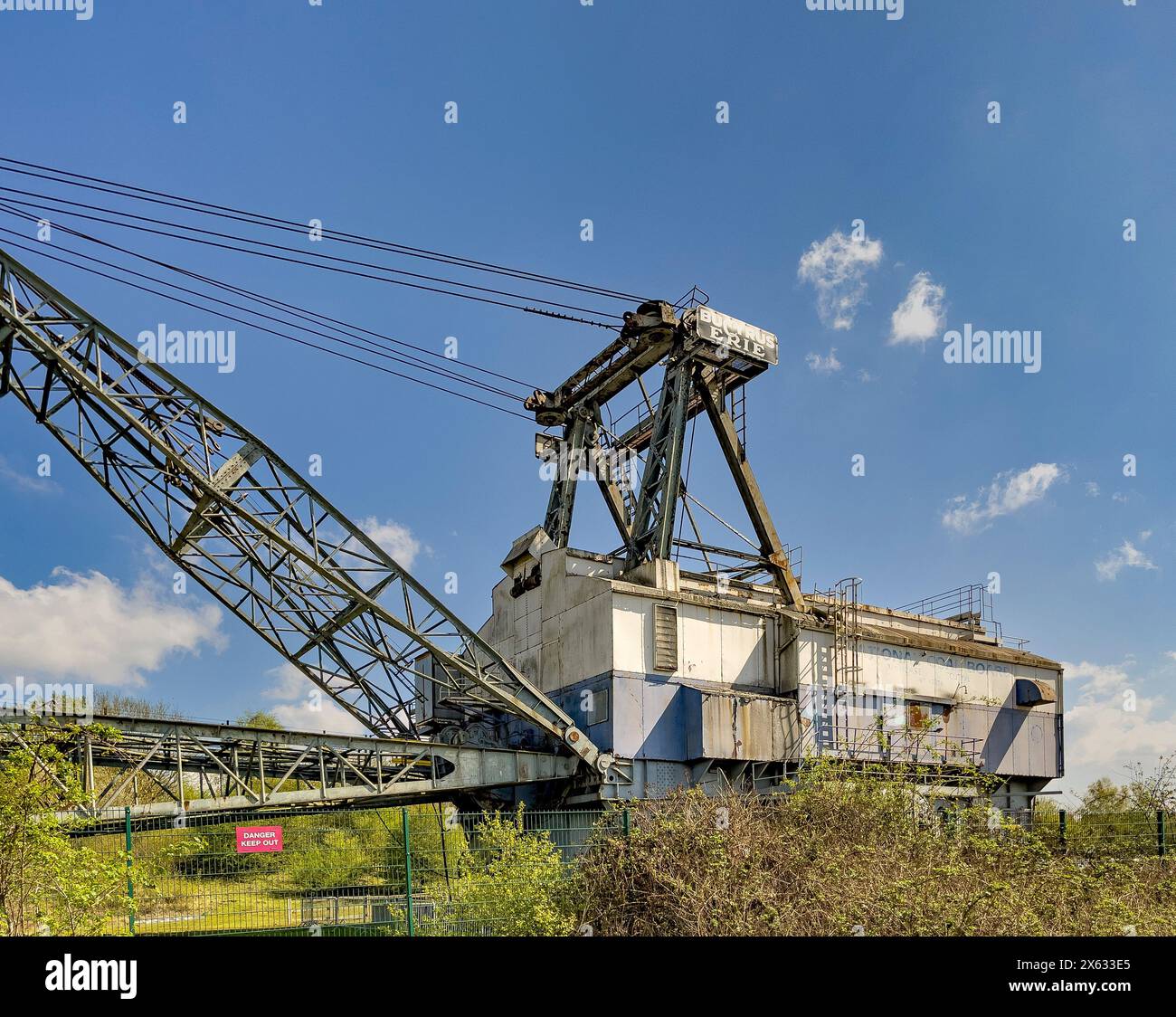 Walking dragline excavator at St Aidan's nature reserve in West ...