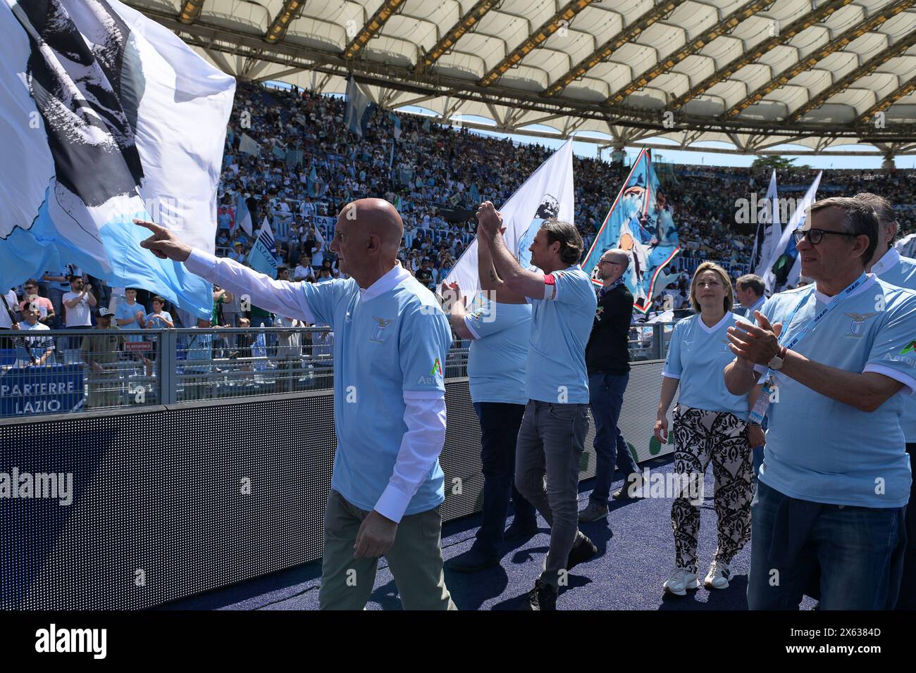 Roma, Italy. 12th May, 2024. Stadio Olimpico, Roma, Italy - la formazione della Lazio campione d'Italia nel 1974 riceve il saluto dei tifosi during Serie A Football Match, Lazio vs Empoli, 12 May 2024 (Photo by Roberto Ramaccia/Sipa USA) Credit: Sipa USA/Alamy Live News Stock Photo