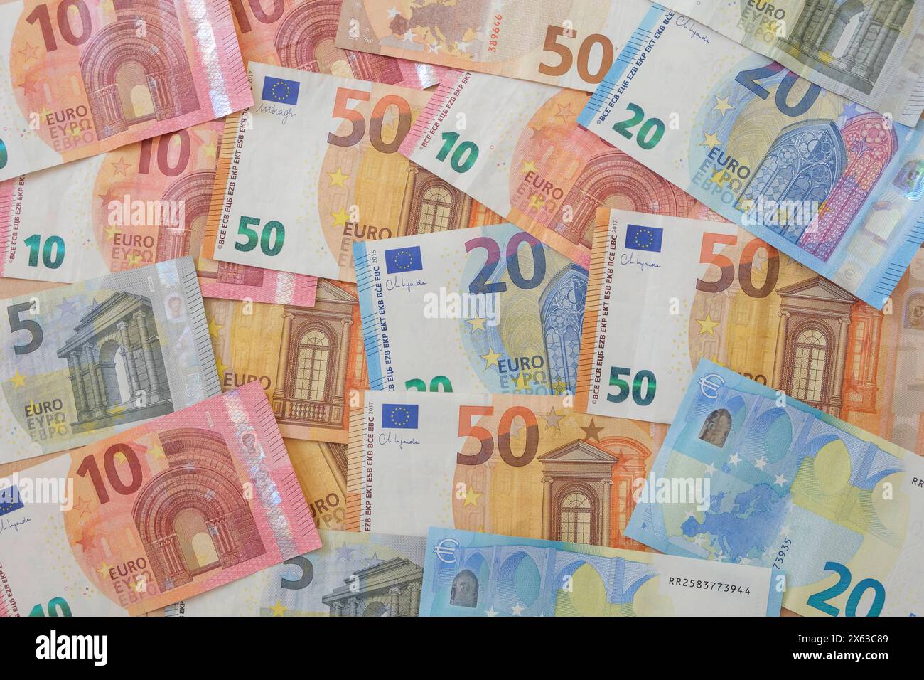 Euro-Scheine *** Euro notes Nordrhein-Westfalen Deutschland, Germany GMS15685 Stock Photo