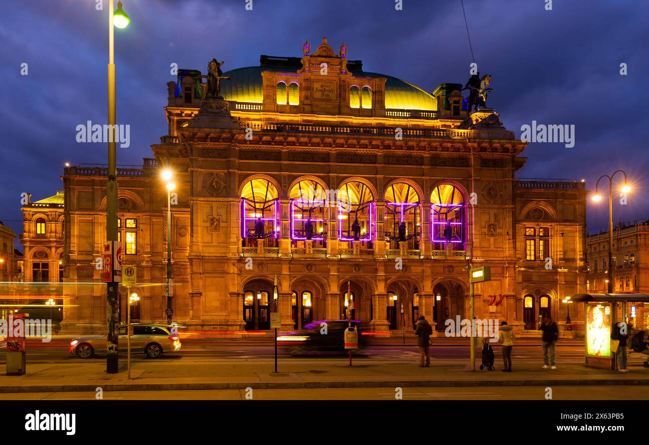 Vienna State Opera house on Opernring in evening Stock Photo Alamy