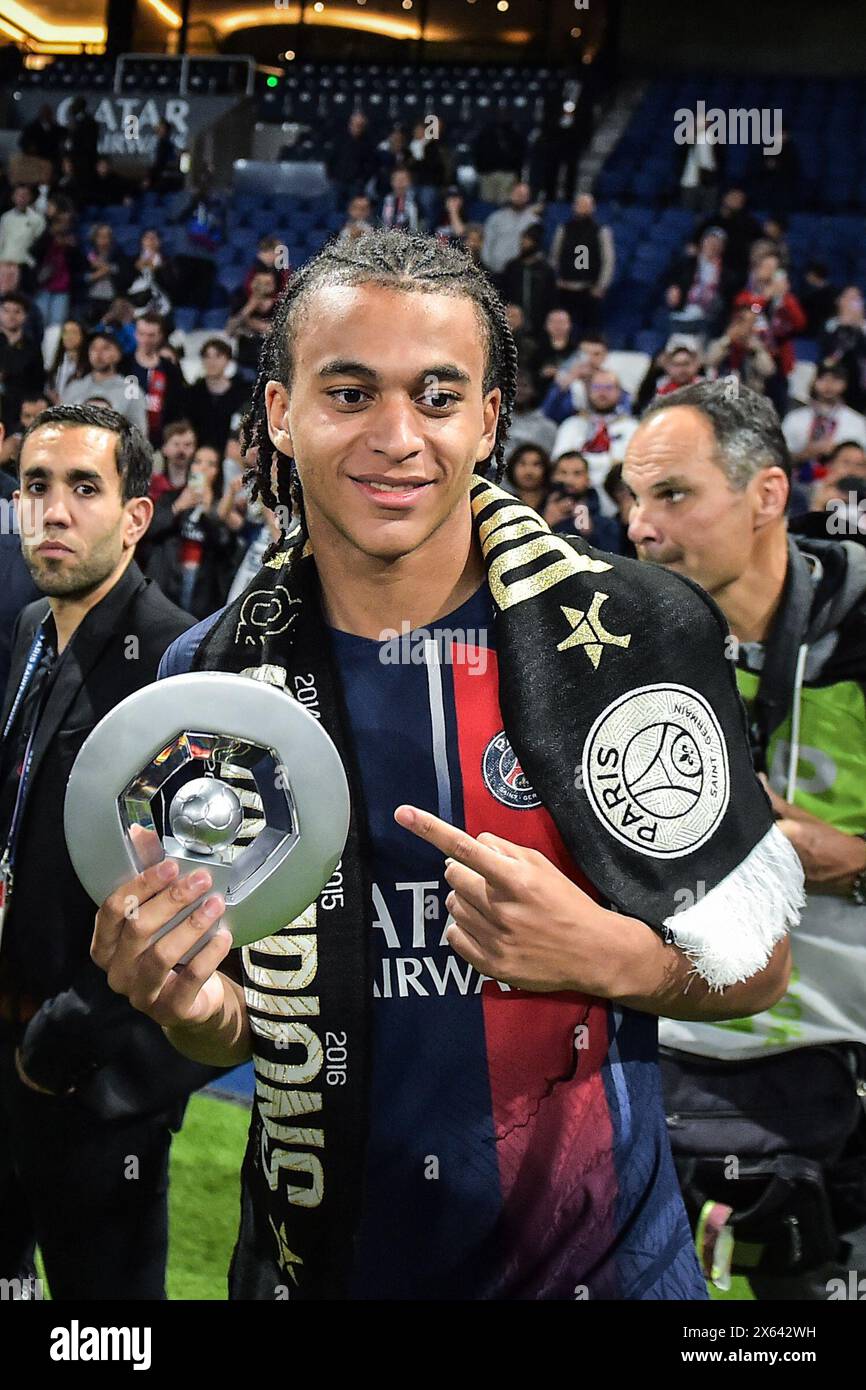 Paris Saint-Germain's midfielder Ethan Mbappe celebrates during the ...