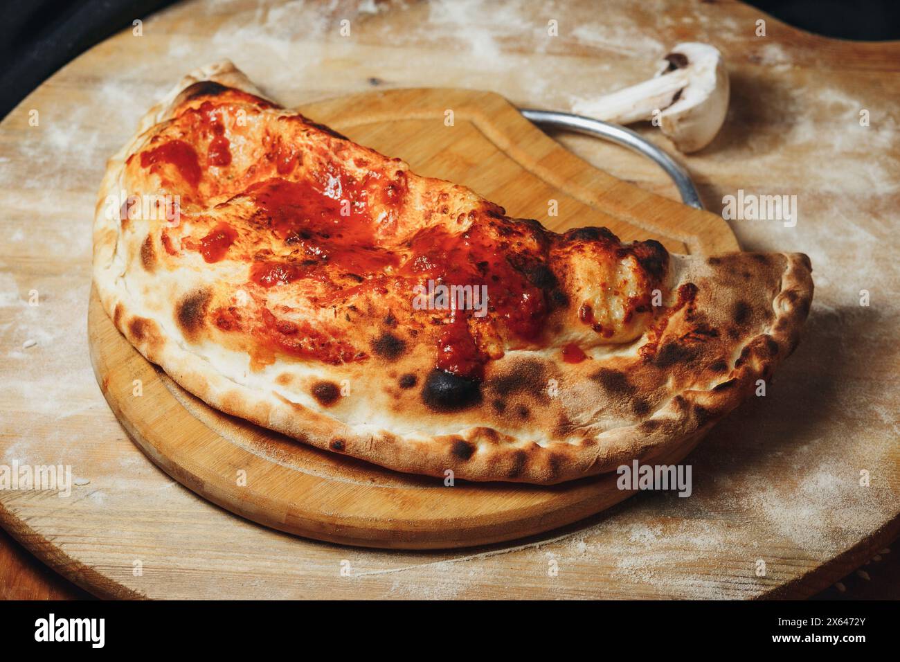 Wood fired flavor hi-res stock photography and images - Alamy