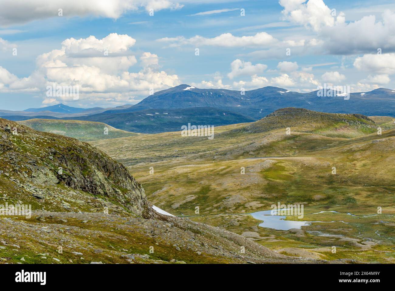 Beautiful rolling hills hi-res stock photography and images - Alamy