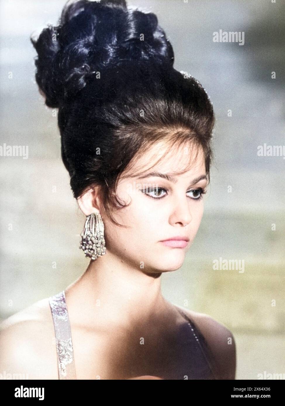 Cardinale, Claudia, * 15.4.1938, Italian actress, portrait, circa 1960, ADDITIONAL-RIGHTS-CLEARANCE-INFO-NOT-AVAILABLE Stock Photo