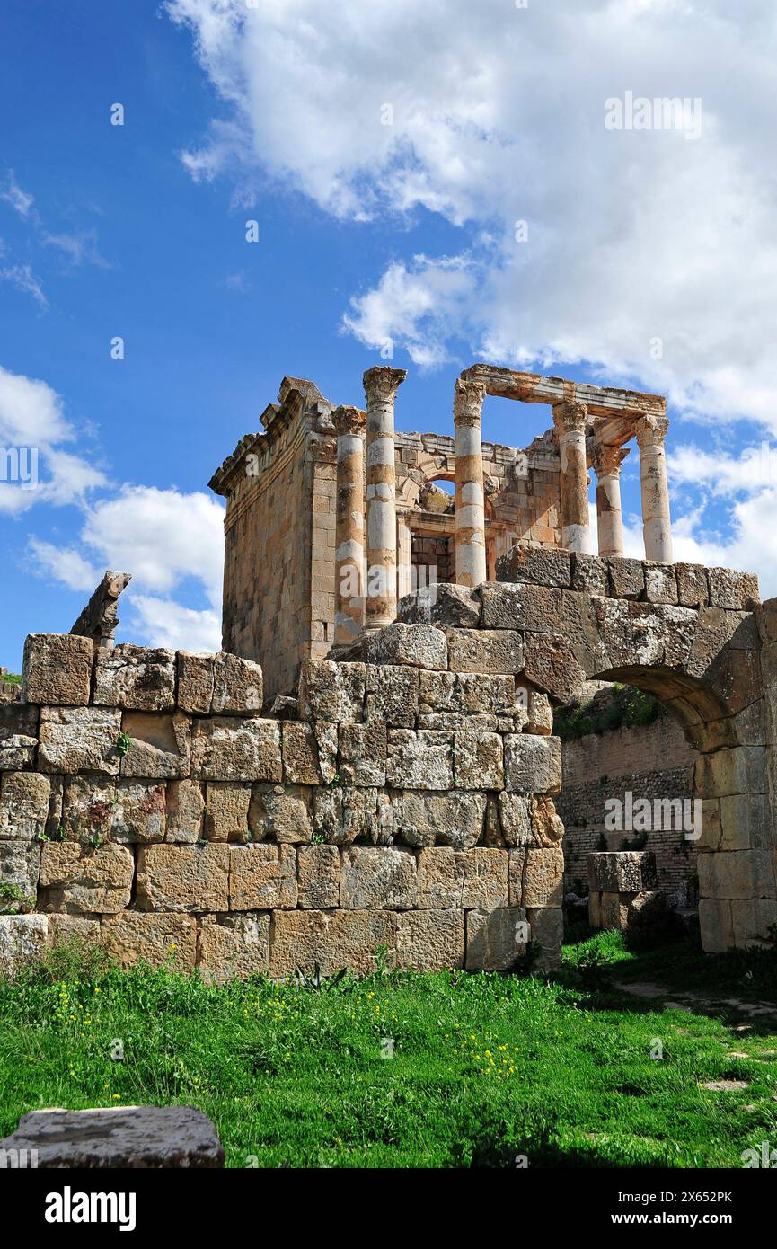 ALGERIA - TOURISM - ART - HISTORY - ARCHEOLOGY.  Djemila Roman site Stock Photo
