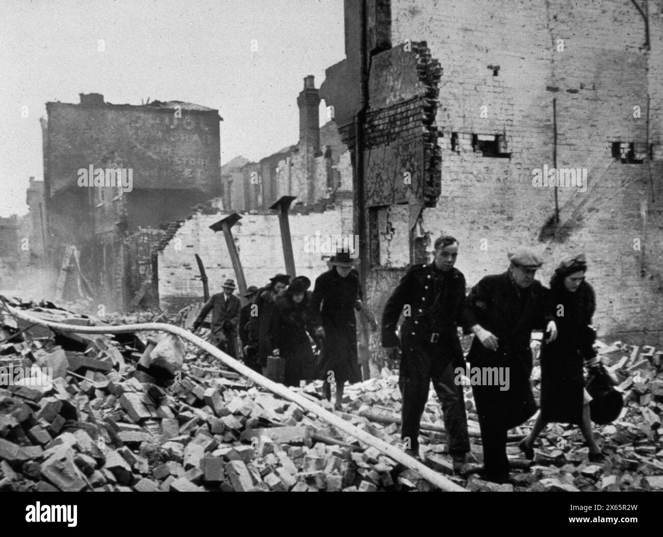 German bombing hi-res stock photography and images - Alamy