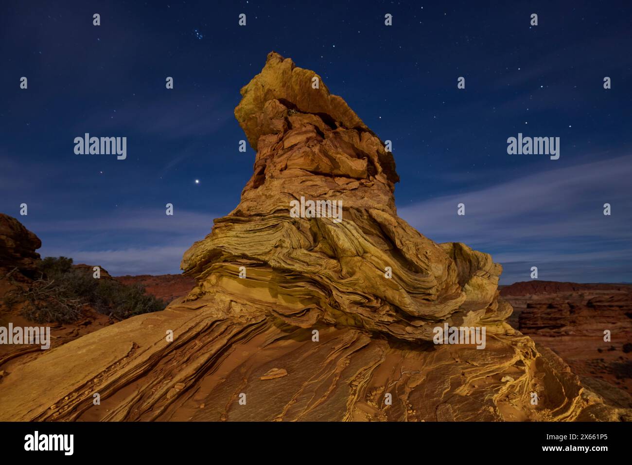 Hoodoos and strange swirled formations in the Arizona desert of Stock Photo