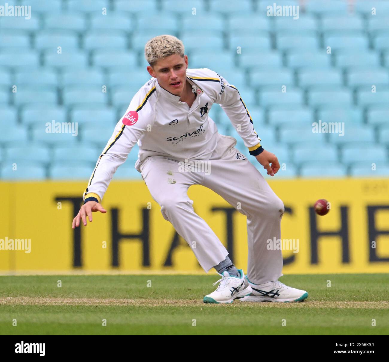 Oval, England. 13 May, 2024. Jacob Bethell of Warwickshire County Cricket Club during the Vitality County Championship match between Surrey CCC and Warwickshire CCC. Credit: Nigel Bramley/Alamy Live News Stock Photo