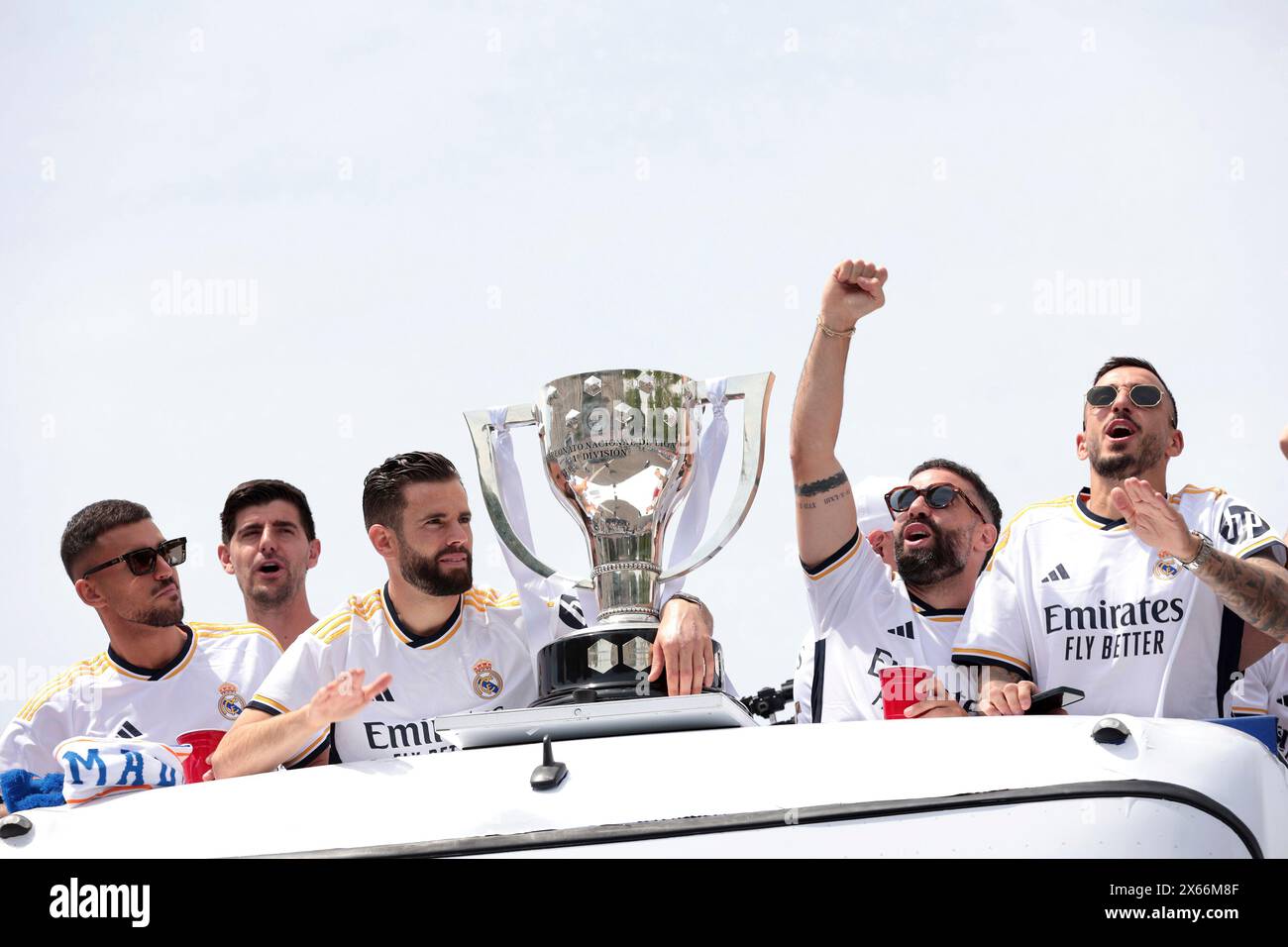 Madrid, Spanien. 12th May, 2024. Madrid Spain; 05/12/2024.- Real Madrid celebrates having won its 36th League in its history at the La Cibeles fountain in front of thousands of attendees. With the promise of returning with the Champions League next month. Credit: Juan Carlos Rojas/dpa/Alamy Live News Stock Photo