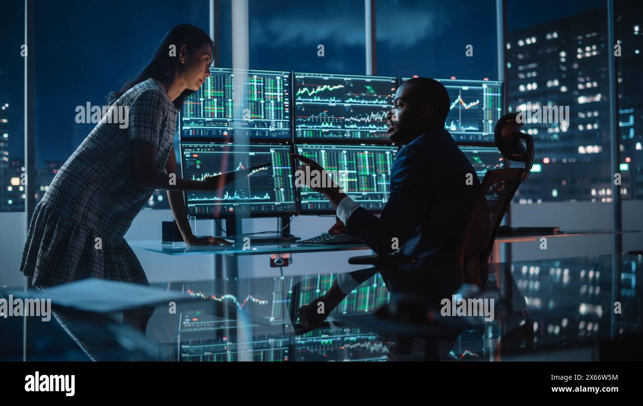 Real time financial data hi-res stock photography and images - Alamy