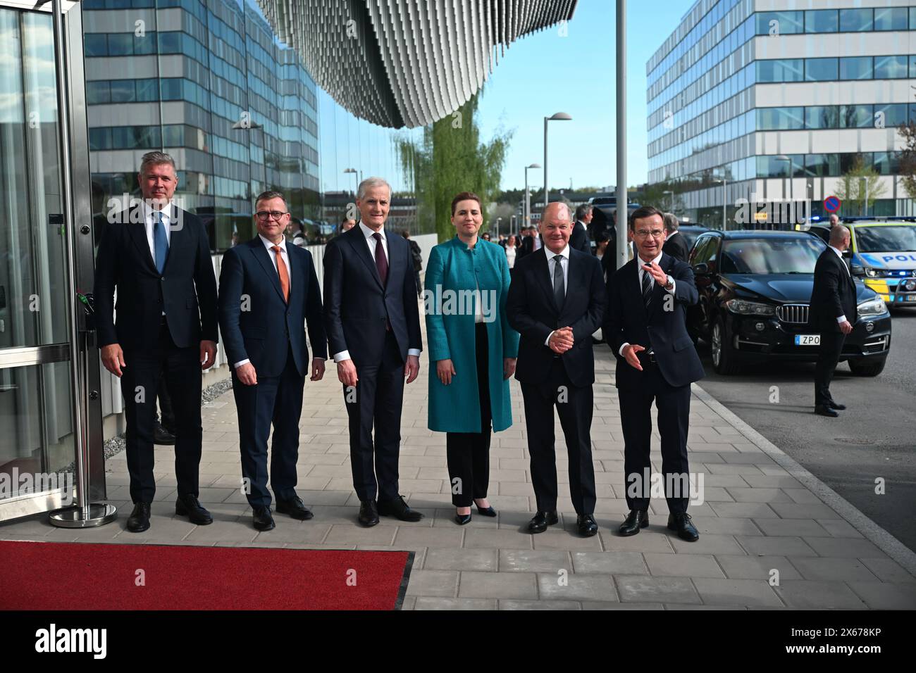 Stockholm, Sweden. 13th May, 2024. STOCKHOLM, SWEDEN 20240513Sweden's Prime Minister Ulf Kristersson (right) and the prime ministers of the Nordic countries (from left): Iceland's Bjarni Benediktsson, Finland's Petteri Orpo, Norway's Jonas Gahr Støre, Denmark's Mette Frederiksen and Germany's Chancellor Olaf Scholz visit Ericsson in Kista, Stockholm, Sweden, 13 May 2024, during a two-day Nordic Prime Minister's meeting, on security and competitiveness. Photo: Pontus Lundahl/TT/Code 10050 Credit: TT News Agency/Alamy Live News Stock Photo