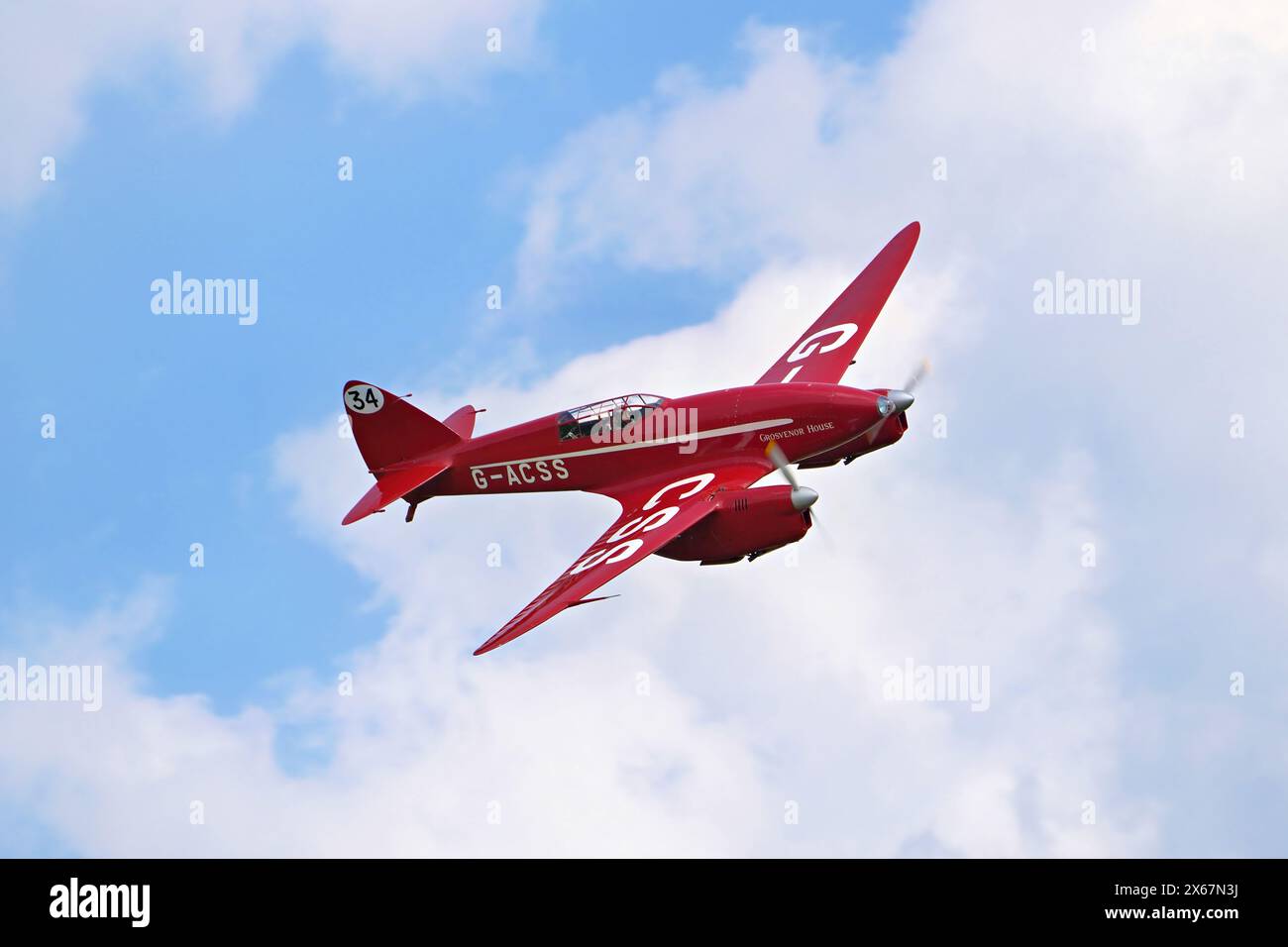 DH88 Comet displays at the Shuttleworth Collection Old Warden Best of ...