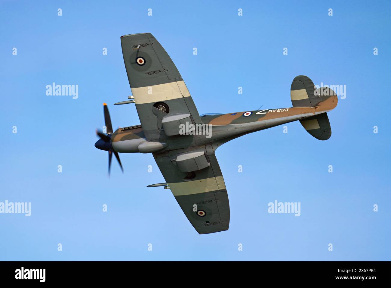 Spitfire colours hi-res stock photography and images - Alamy