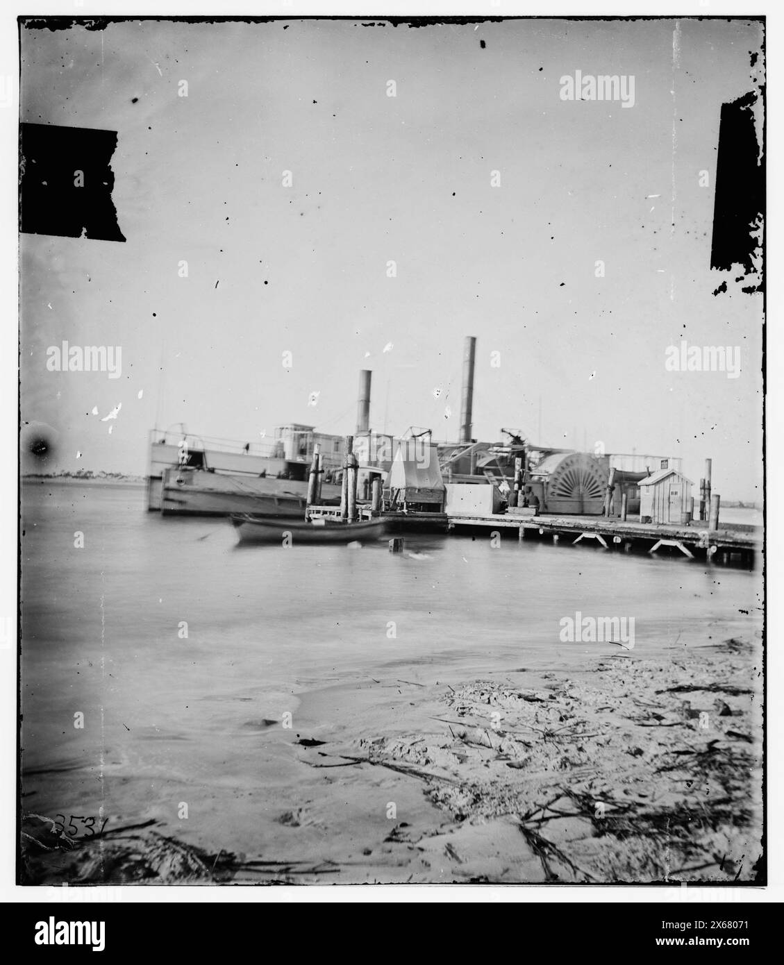Charleston, South Carolina (vicinity). Steamers at wharf, Civil War