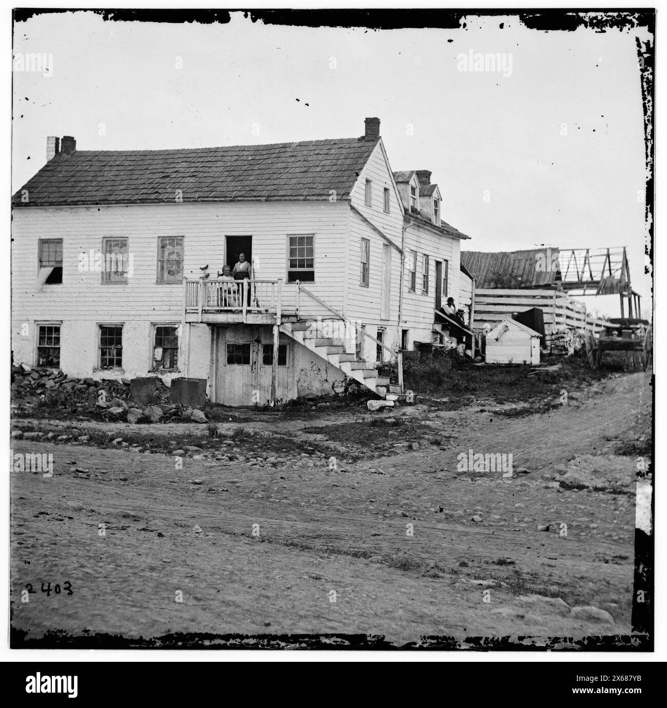 Gettysburg, Pennsylvania. John L. Burns cottage. (Burns seated in doorway), Civil War Photographs 1861-1865 Stock Photo