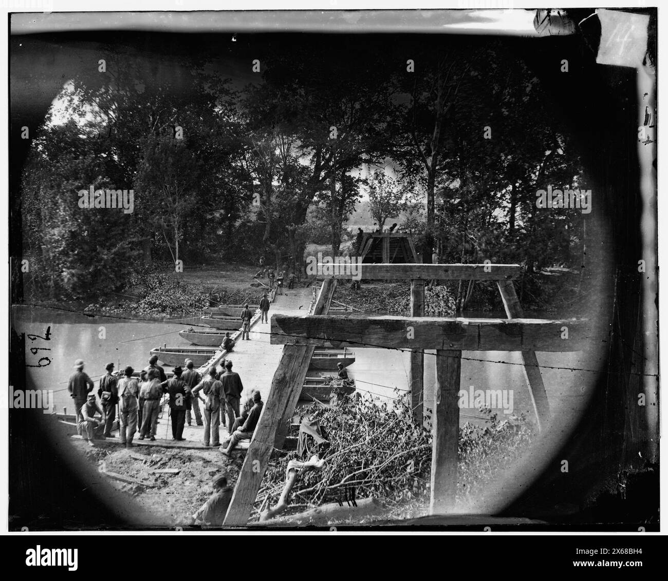 North Anna River, Virginia. Grant's engineers building bridge, Civil War Photographs 18611865