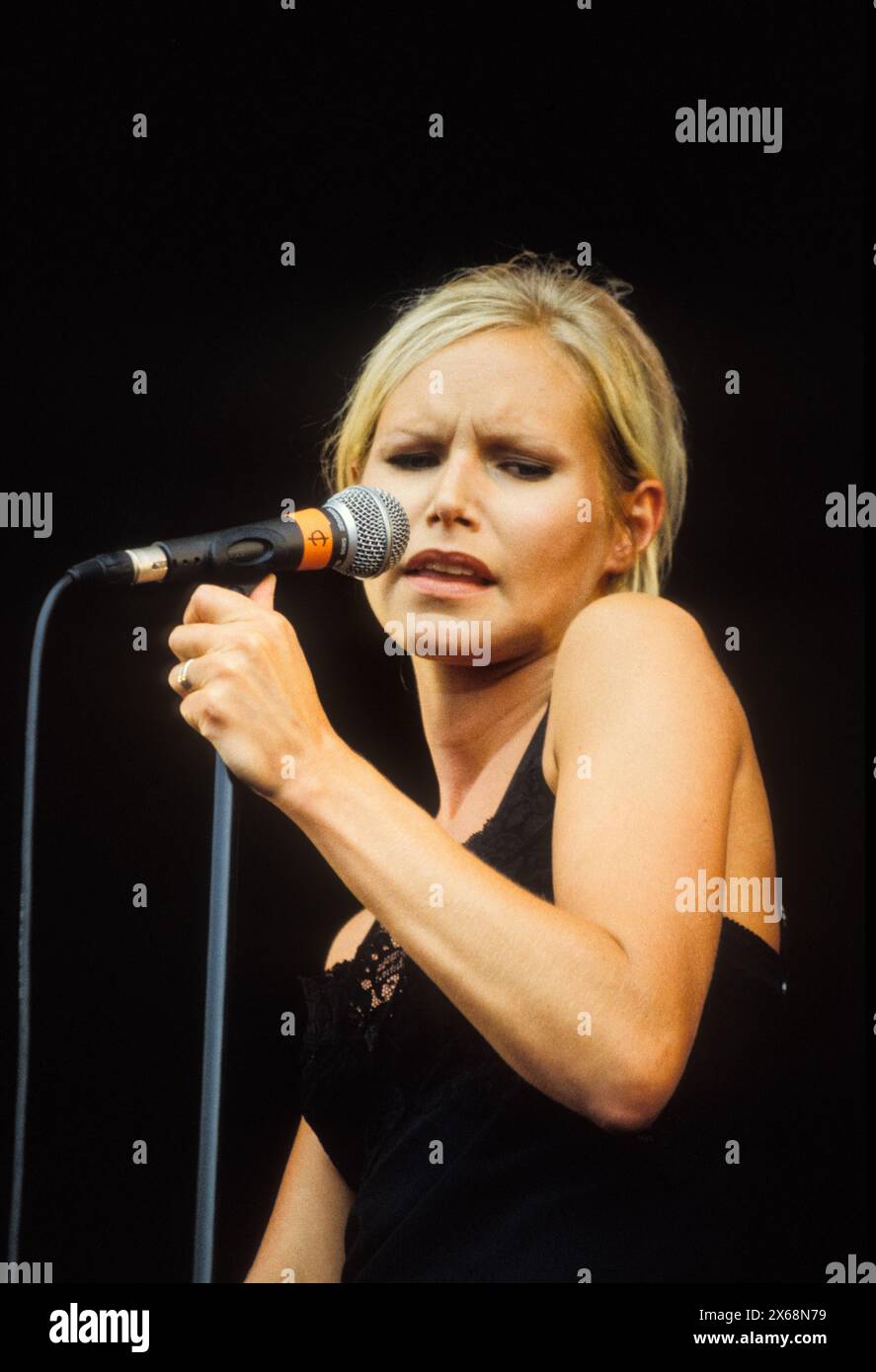 NINA PERSSON, THE CARDIGANS, READING FESTIVAL 1997: Nina Persson of ...