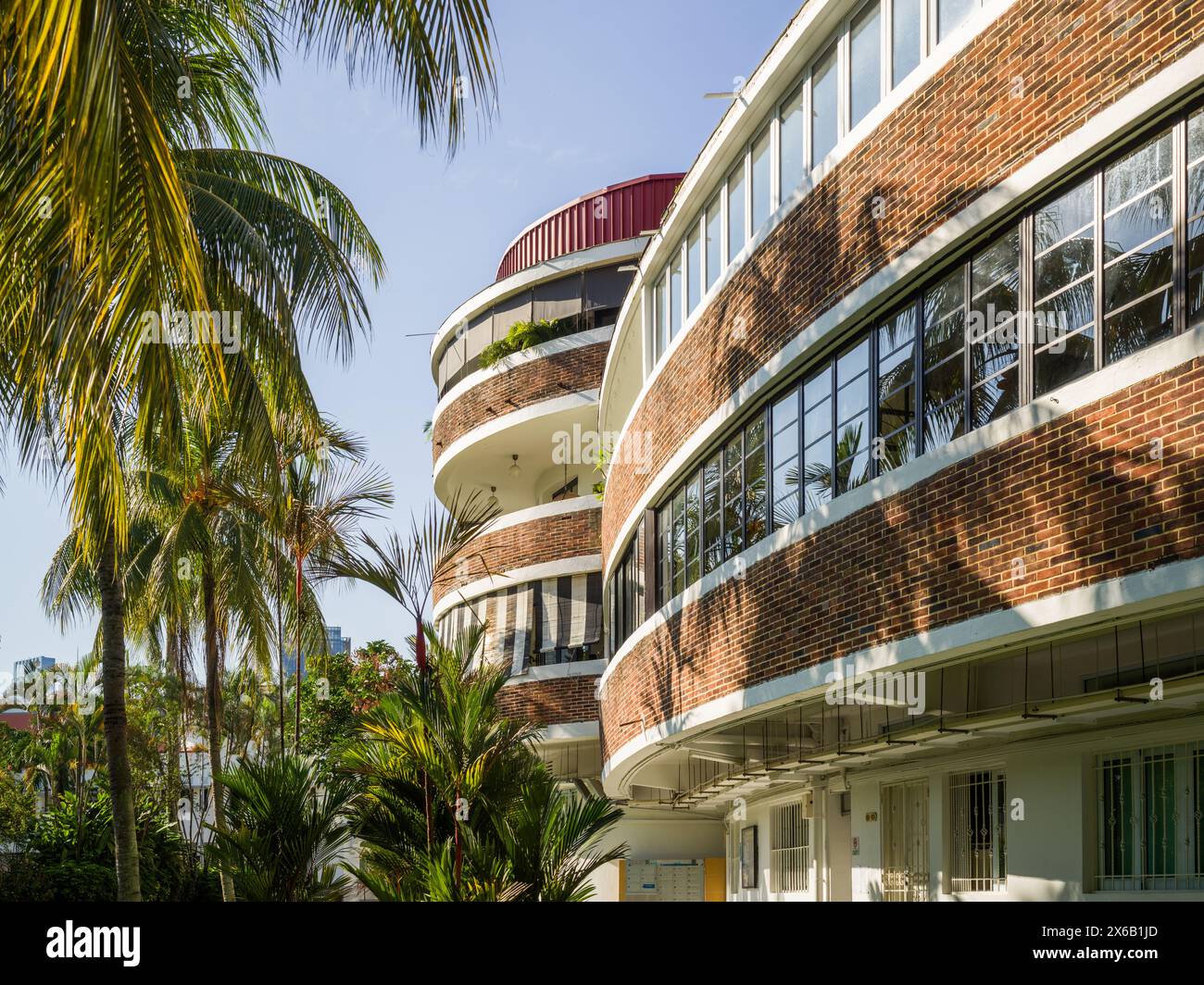 Streamline moderne architecture hi-res stock photography and images - Alamy