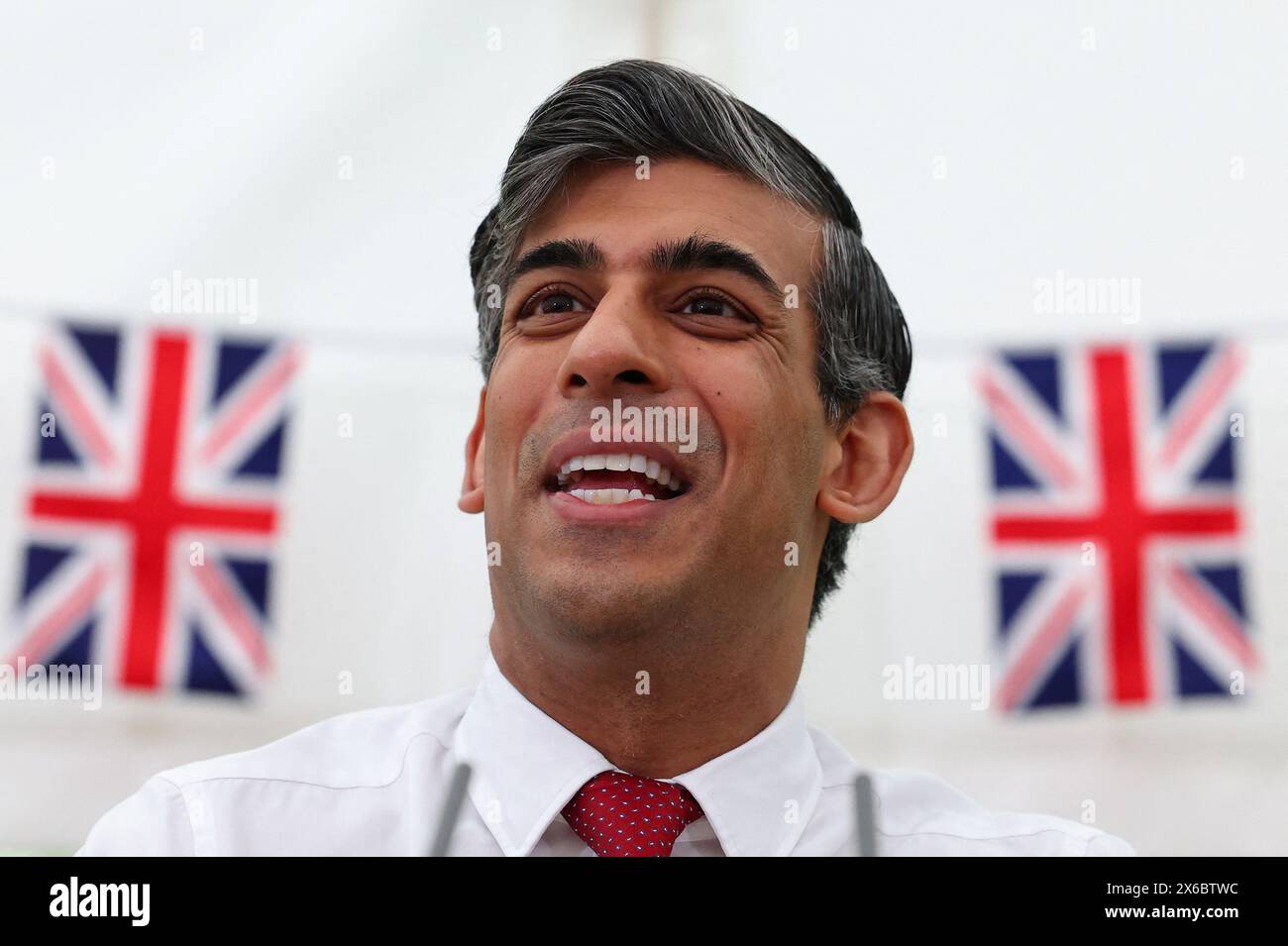 Prime Minister Rishi Sunak speaks in the garden of 10 Downing Street