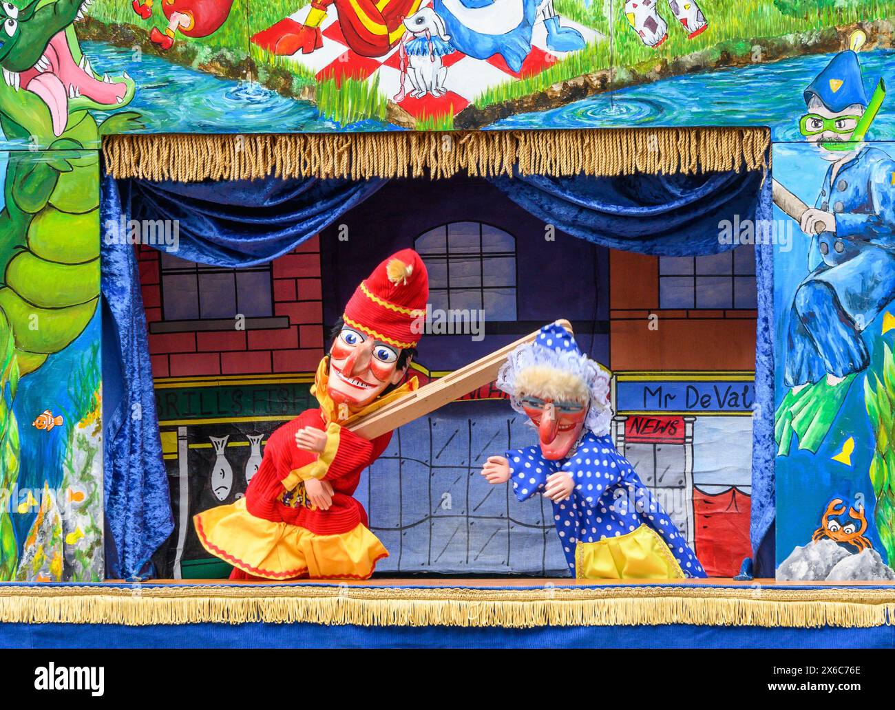 Professor Imperius' traditional Punch and Judy show at the Covent