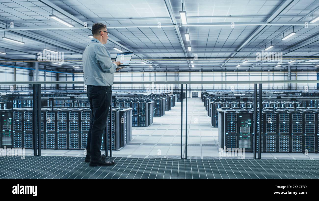 Data server technology hi-res stock photography and images - Alamy
