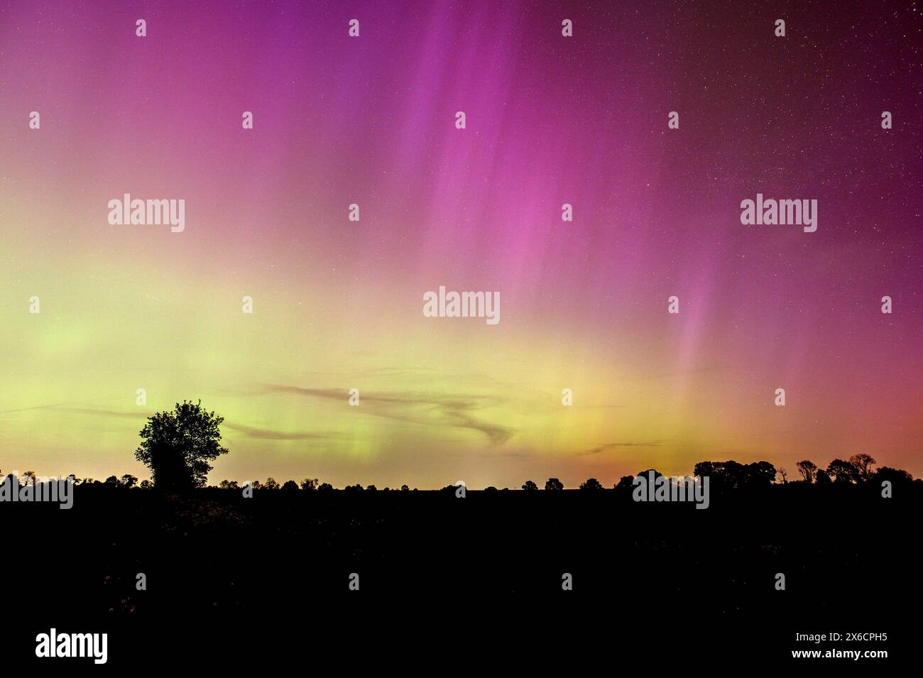 Northern Lights / Aurora Borealis visible south of Maidstone in Kent
